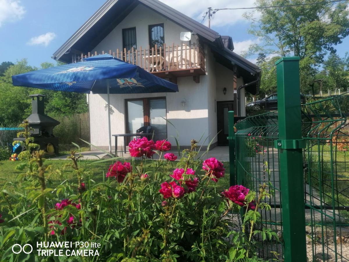 Asja Guest House Lukavac Luaran gambar